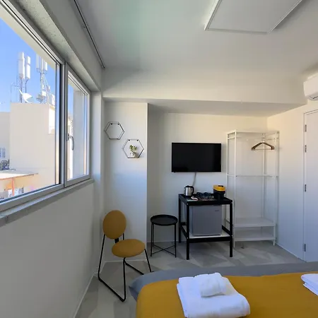 Martin アパートホテル 3*