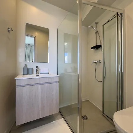 Martin 3* ニコシア