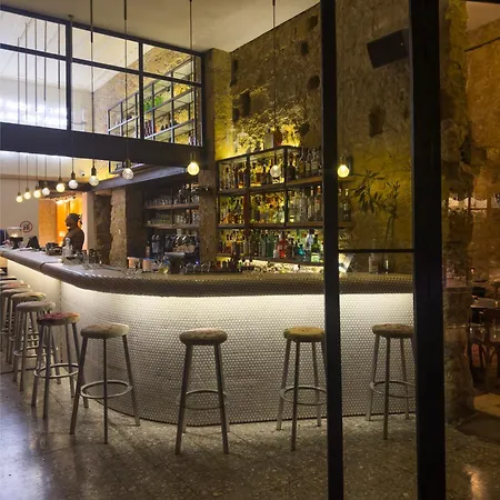 アパートホテル Martin ニコシア