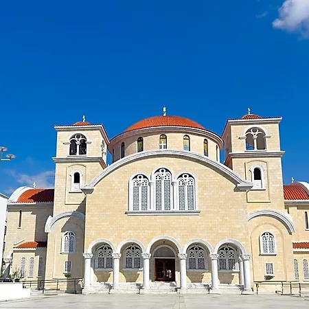 Martin 3* Nicosia